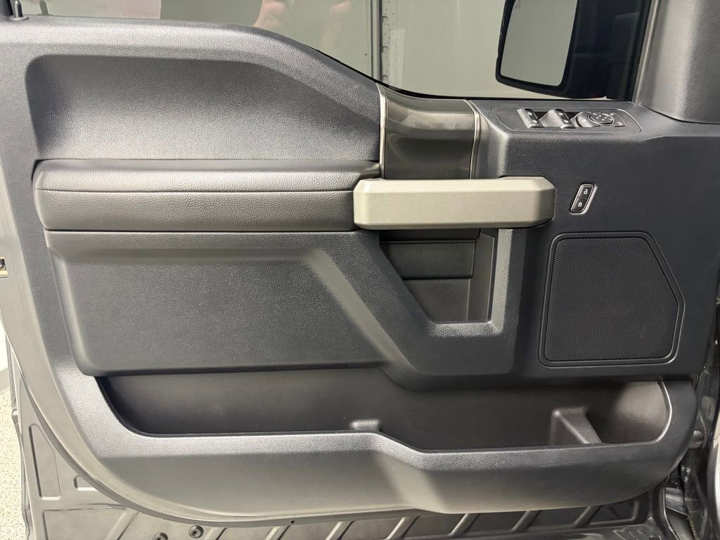 Used 2020 Ford F150 Raptor w/ Equipment Group 801A Mid image 13