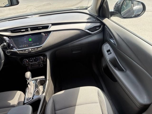 Used 2023 Buick Encore GX Select w/ Sport Touring Package FWD image 21