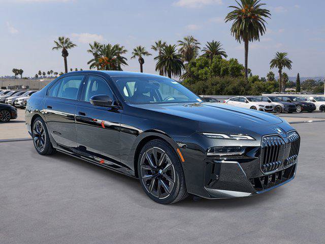 New 2025 BMW 750e xDrive image 3