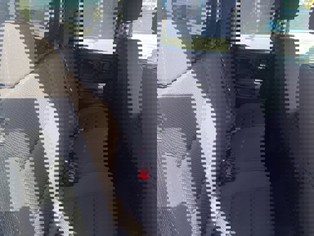 Used 2018 Chevrolet Silverado 1500 LT w/ All Star Edition image 21