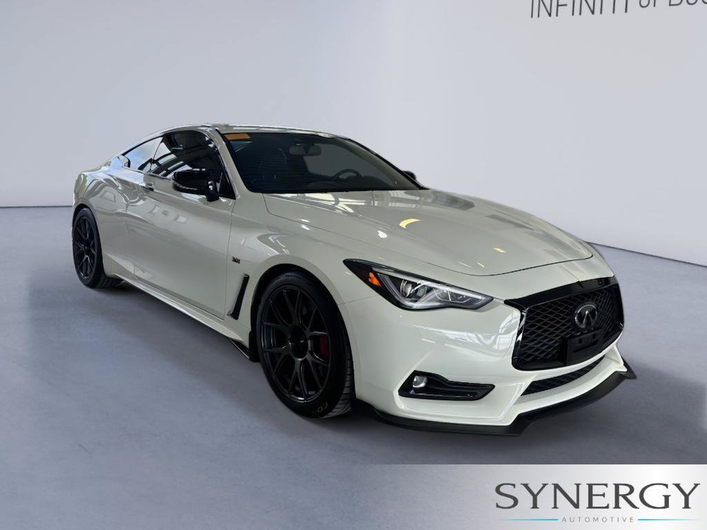 Used 2019 INFINITI Q60 3.0t Luxe RWD image 3