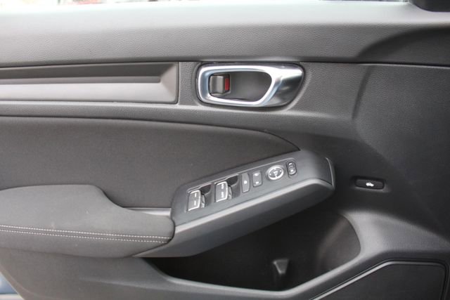 Used 2025 Honda Civic Sport image 30