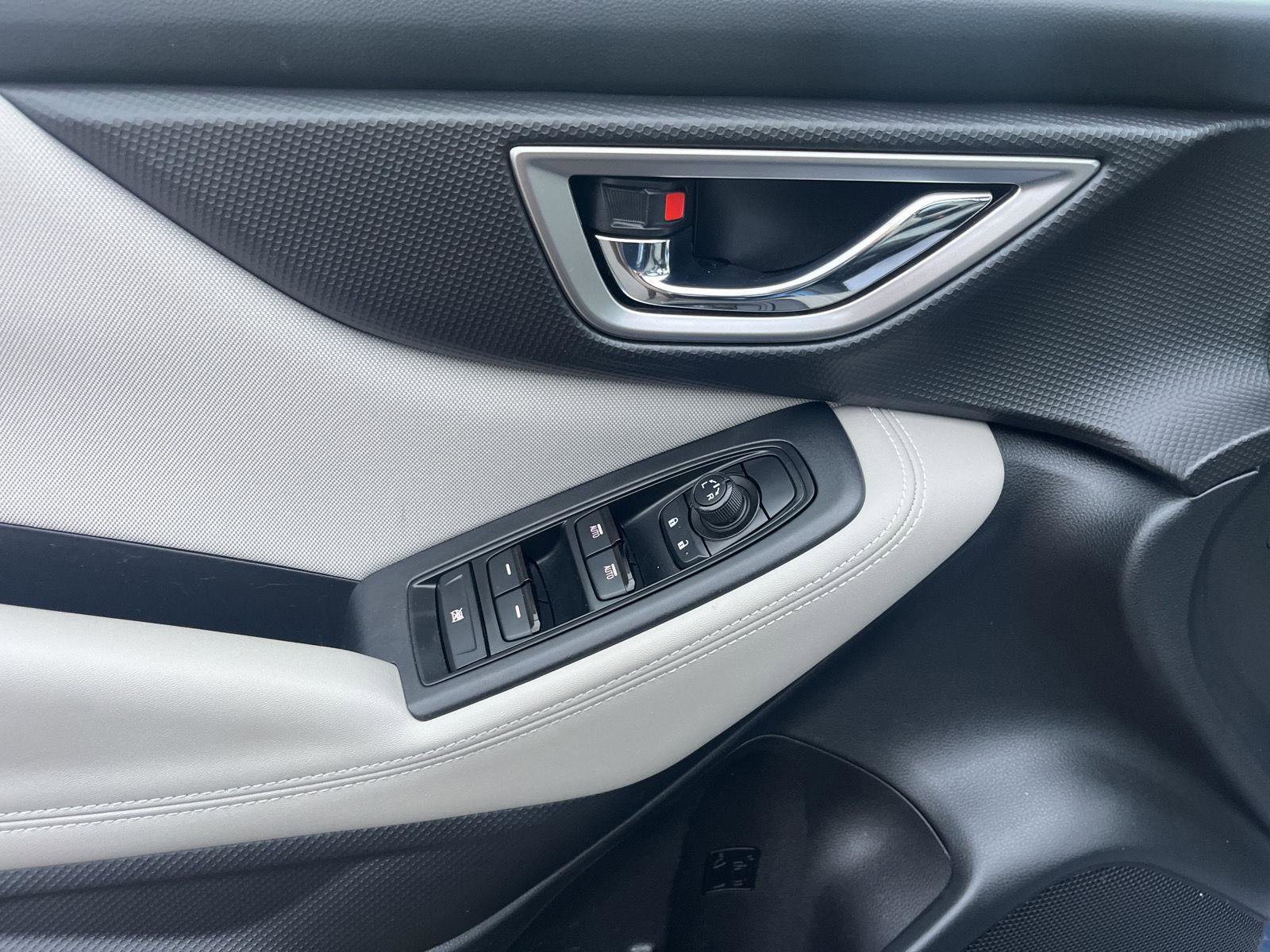 Used 2023 Subaru Forester Premium image 18