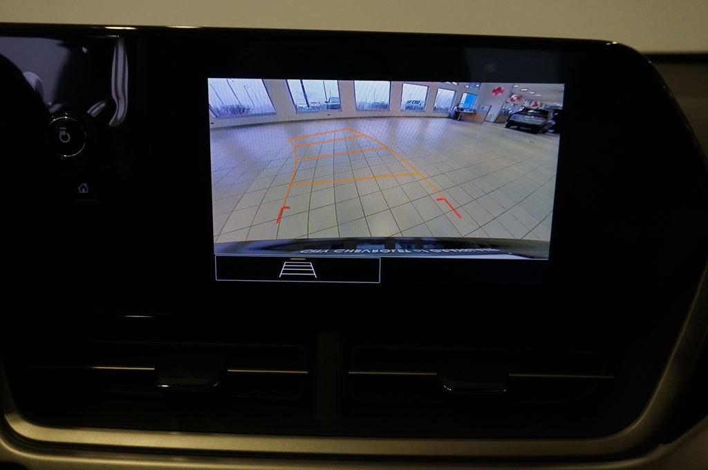 New 2026 Chevrolet Trax RS image 17