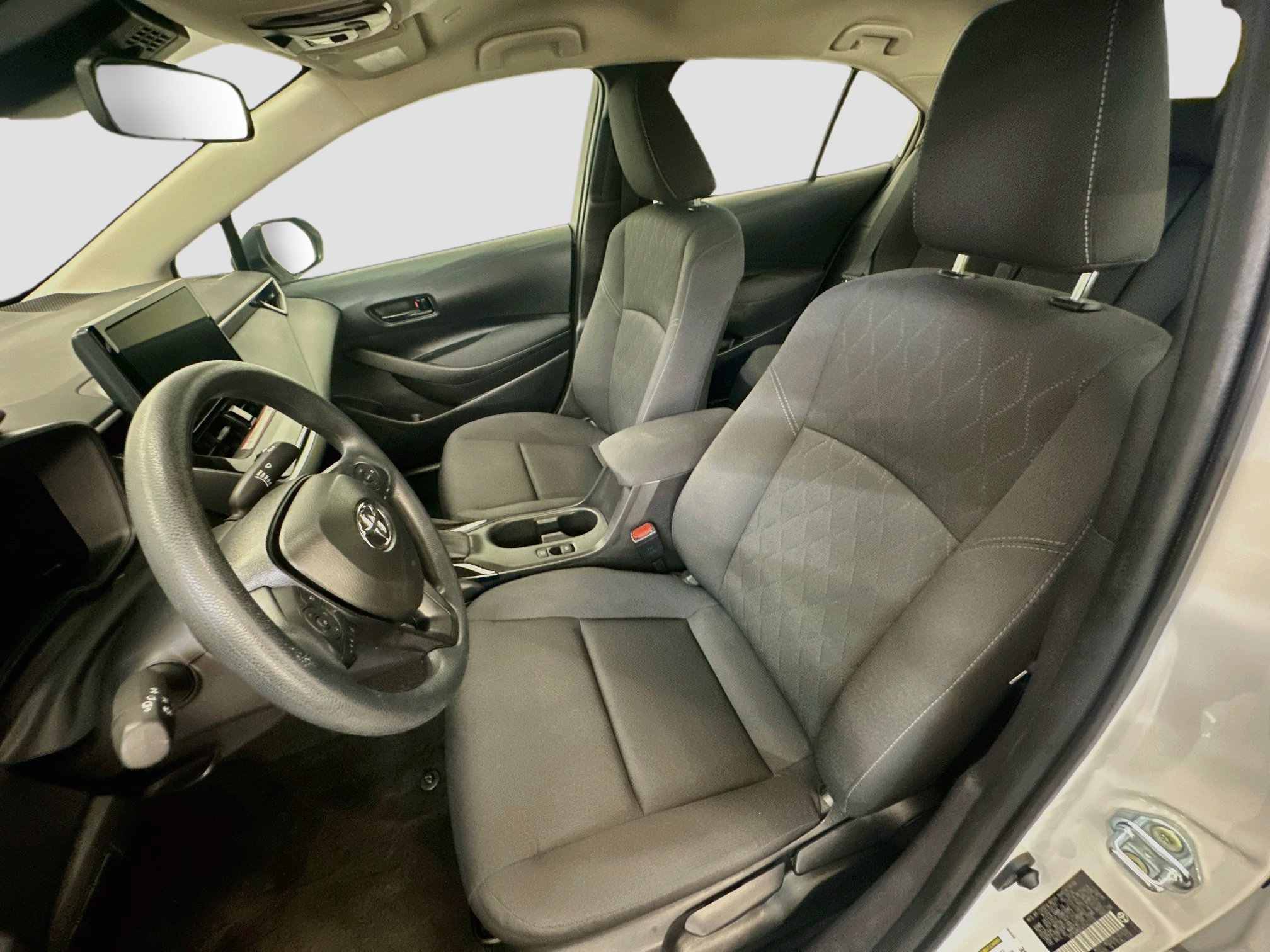 Used 2026 Toyota Corolla LE FWD image 13