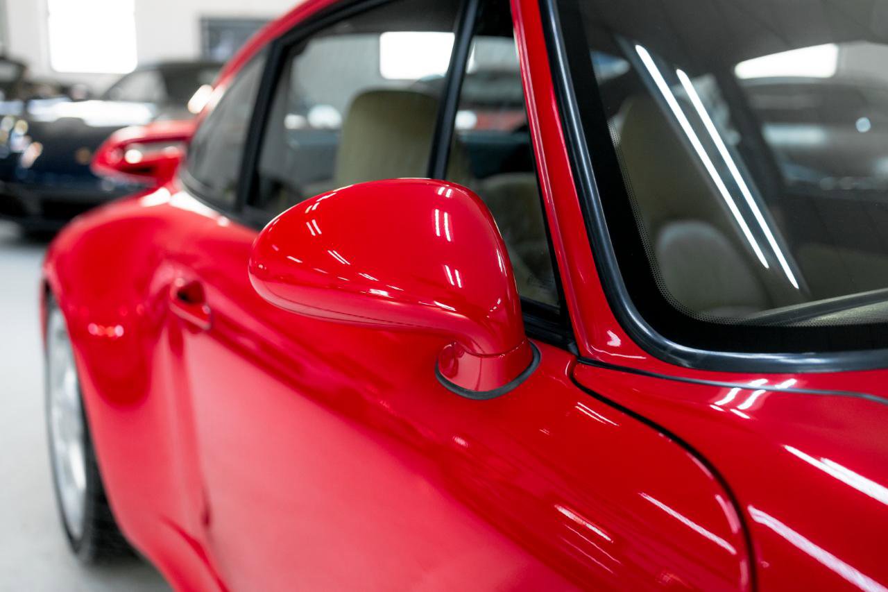 Used 1998 Porsche 911 Carrera image 22