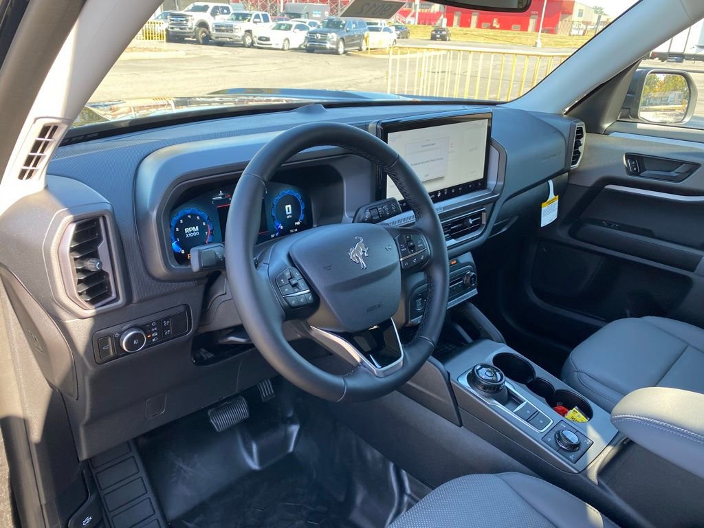 New 2025 Ford Bronco Sport Badlands image 12