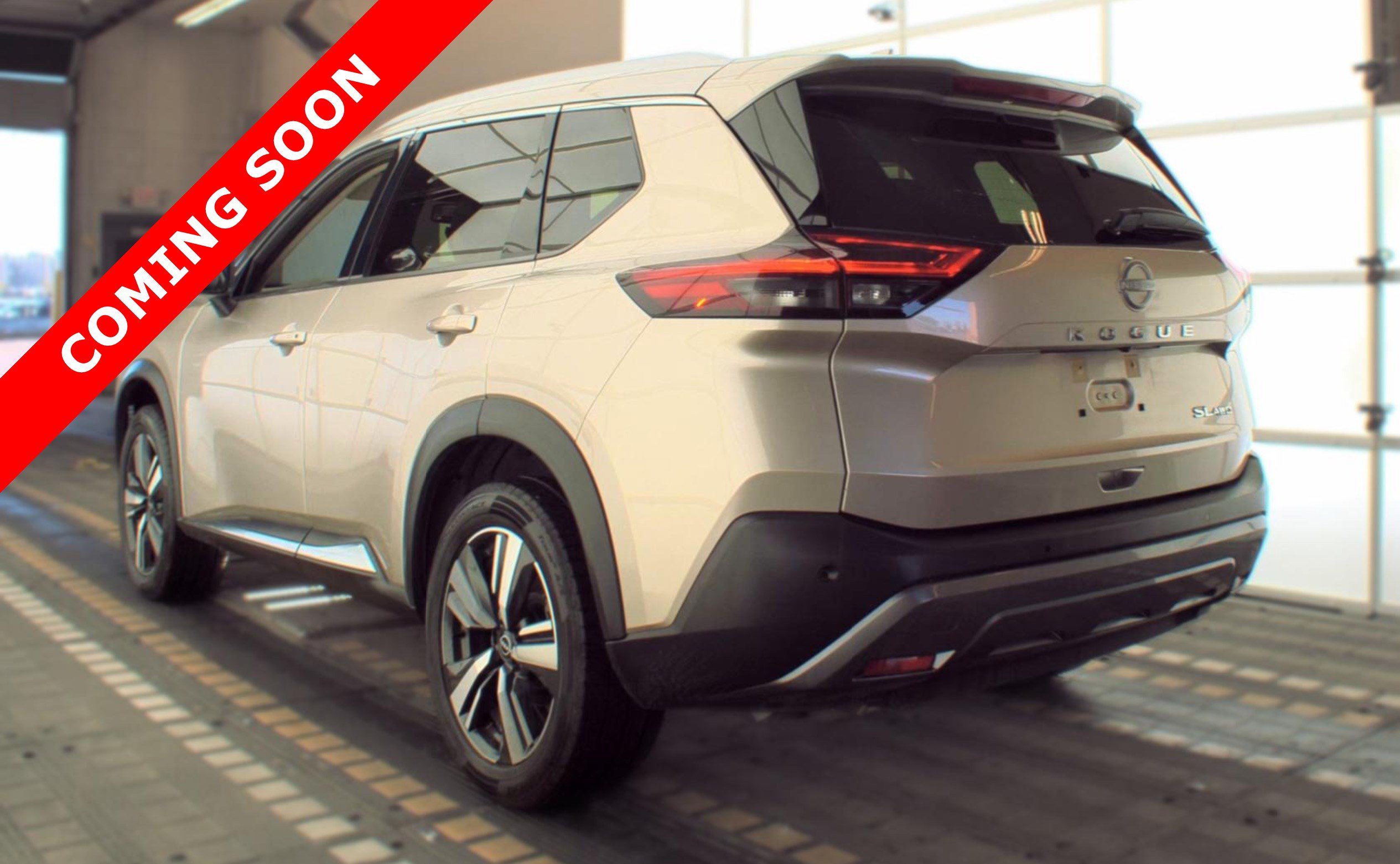 Used 2023 Nissan Rogue SL AWD/4WD image 5