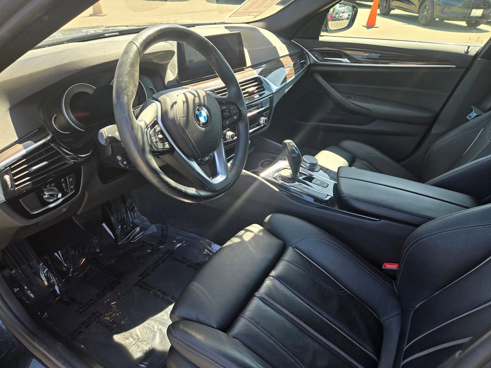 Used 2019 BMW 530e xDrive w/ Convenience Package AWD/4WD image 15