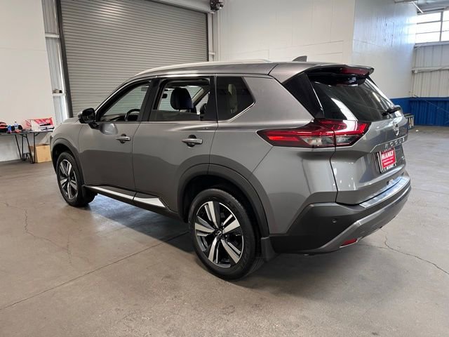 Used 2023 Nissan Rogue SL image 5