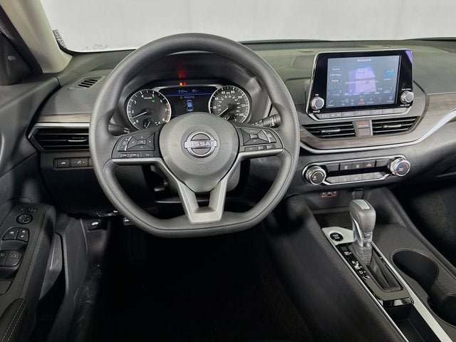 New 2026 Nissan Altima 2.5 SV FWD image 16
