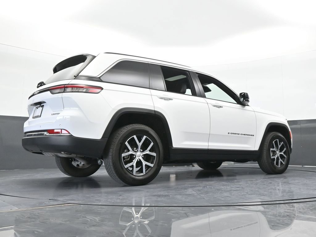 Used 2024 Jeep Grand Cherokee Limited RWD image 66