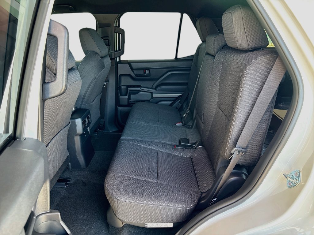 New 2026 Toyota 4Runner SR5 AWD/4WD image 20