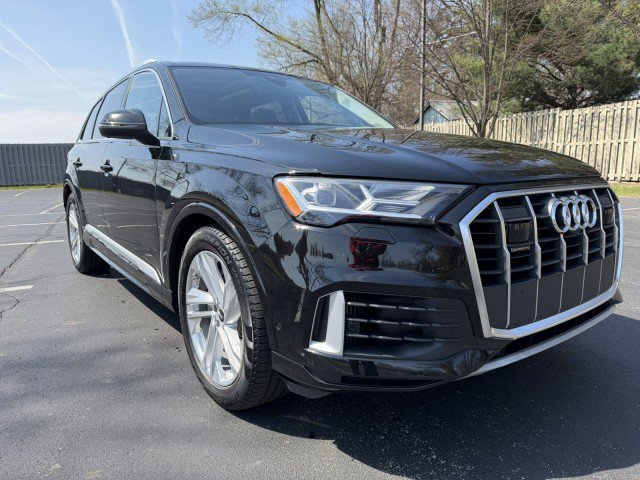 Certified 2023 Audi Q7 3.0T Prestige image 1