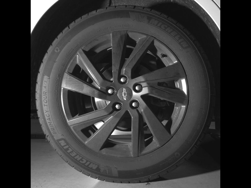 Certified 2024 Chevrolet Equinox LS w/ Sport Edition FWD image 15