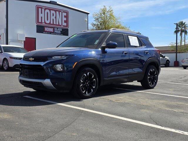 Used 2021 Chevrolet TrailBlazer LT w/ Convenience Package FWD image 2