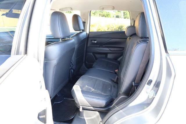 Used 2019 Mitsubishi Outlander SE AWD/4WD image 21