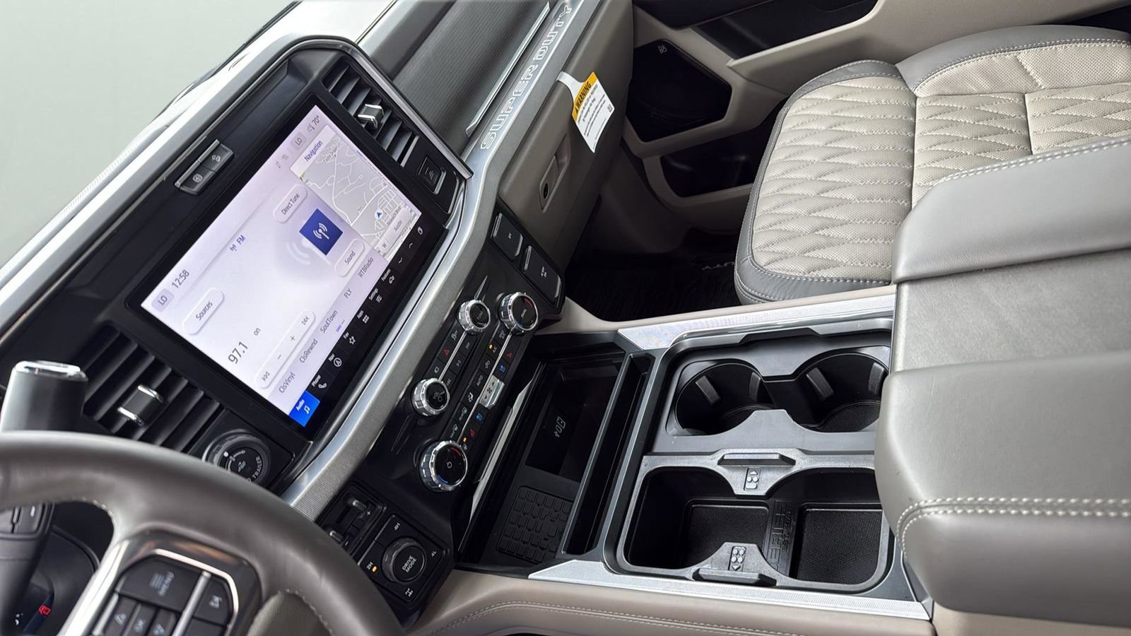 Used 2026 Ford F350 Platinum w/ Platinum Plus Package image 21