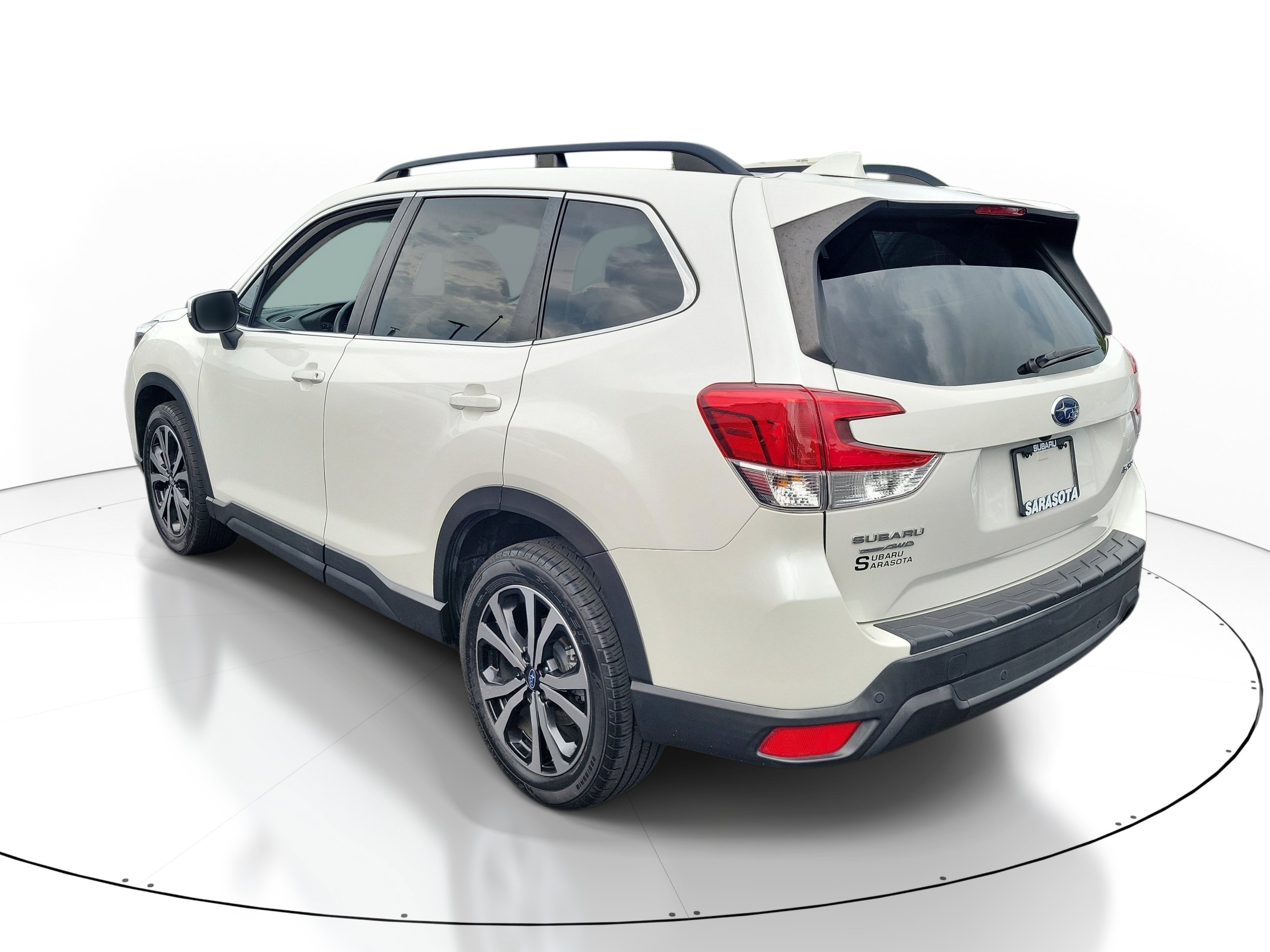 Used 2019 Subaru Forester Limited w/ Popular Package #3 AWD/4WD image 4