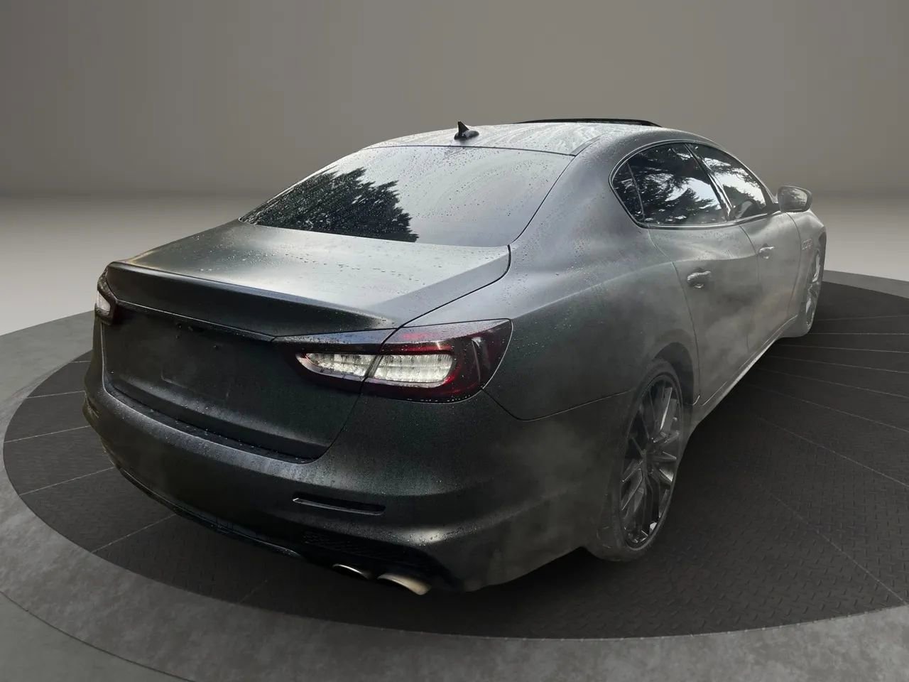 Used 2017 Maserati Quattroporte S GranSport image 6