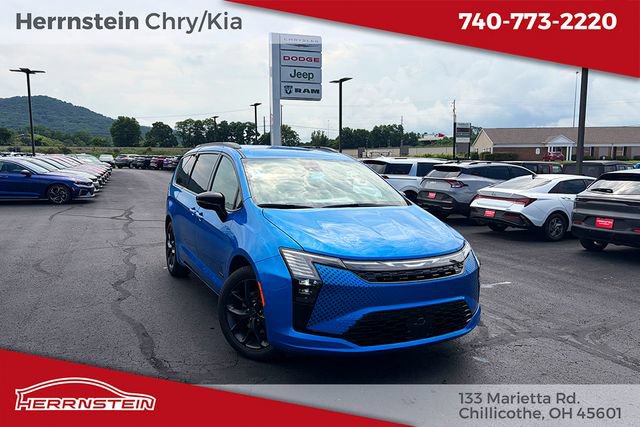New 2027 Chrysler Pacifica Select