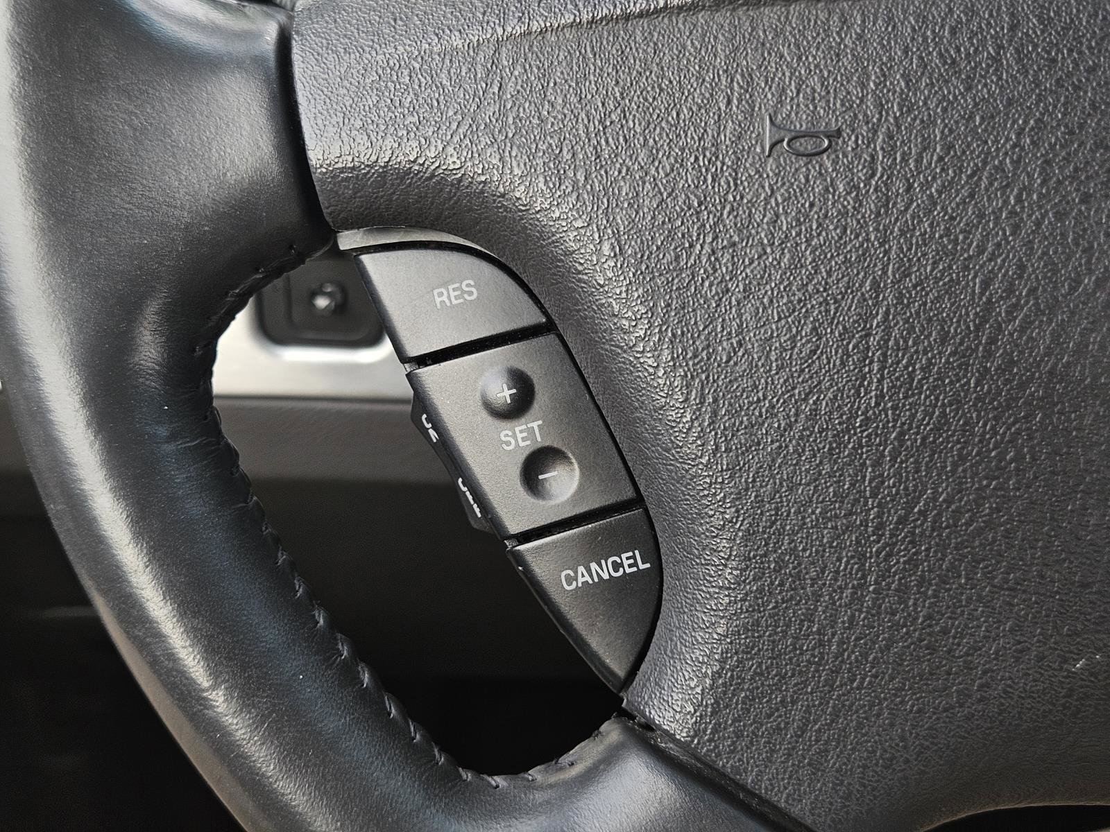Used 2002 Ford Thunderbird RWD image 19