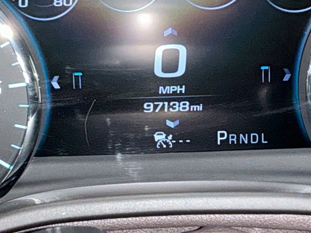 Used 2017 GMC Yukon Denali w/ Enhanced Security Package image 17