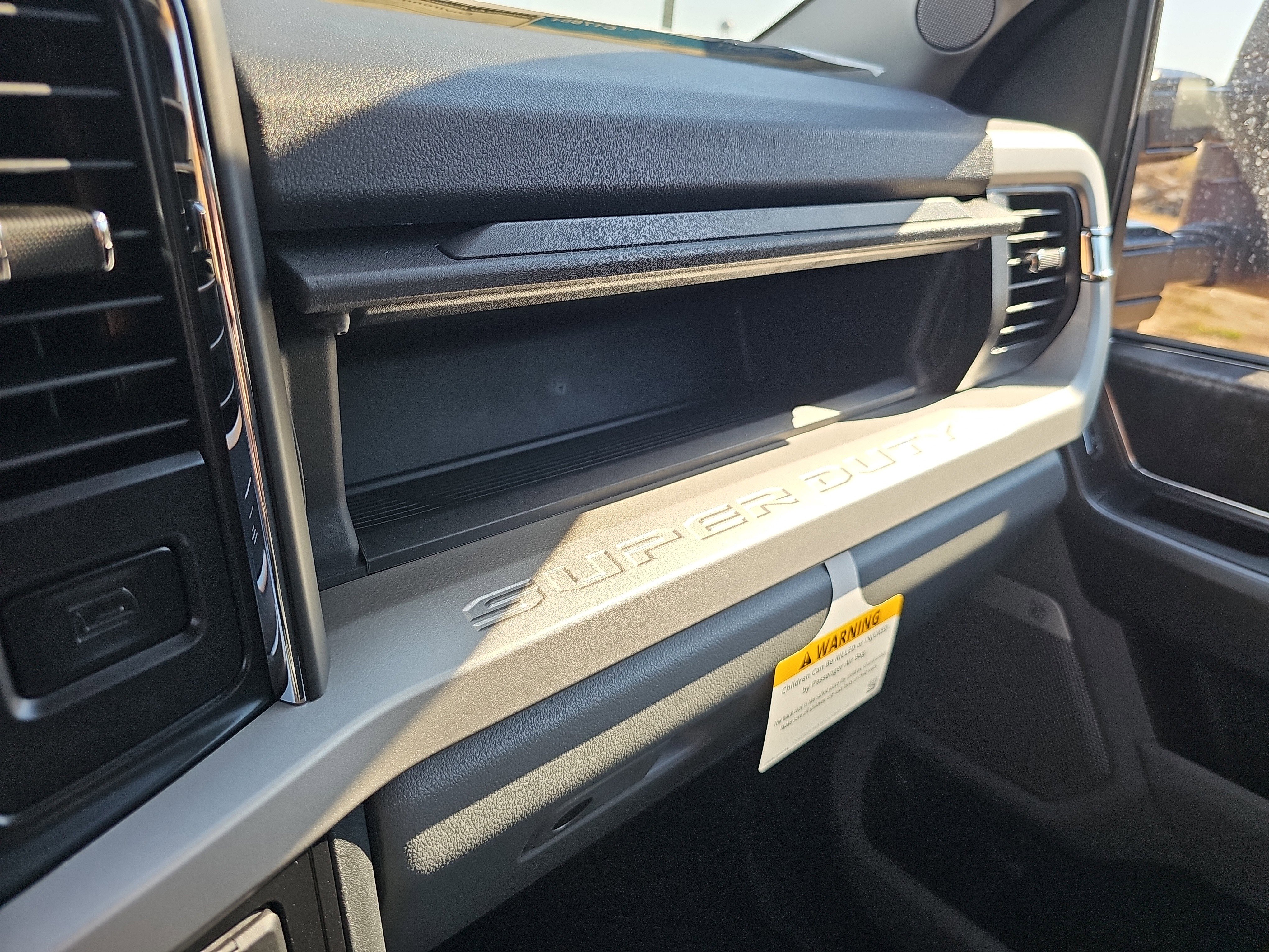New 2026 Ford F350 XLT w/ XLT Premium Package image 32
