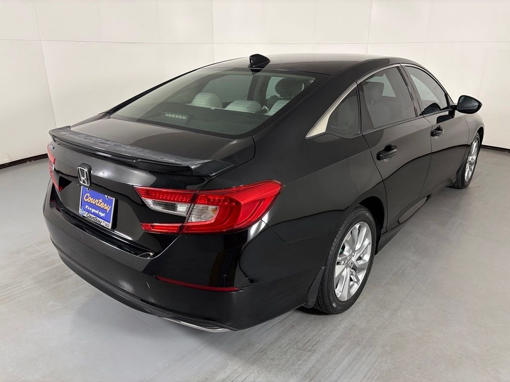 Used 2018 Honda Accord LX image 8