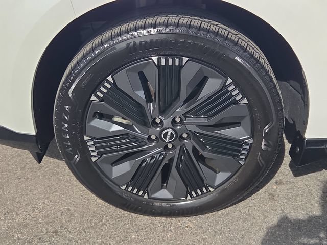 Certified 2025 Nissan Murano Platinum w/ Cargo Package AWD/4WD image 10