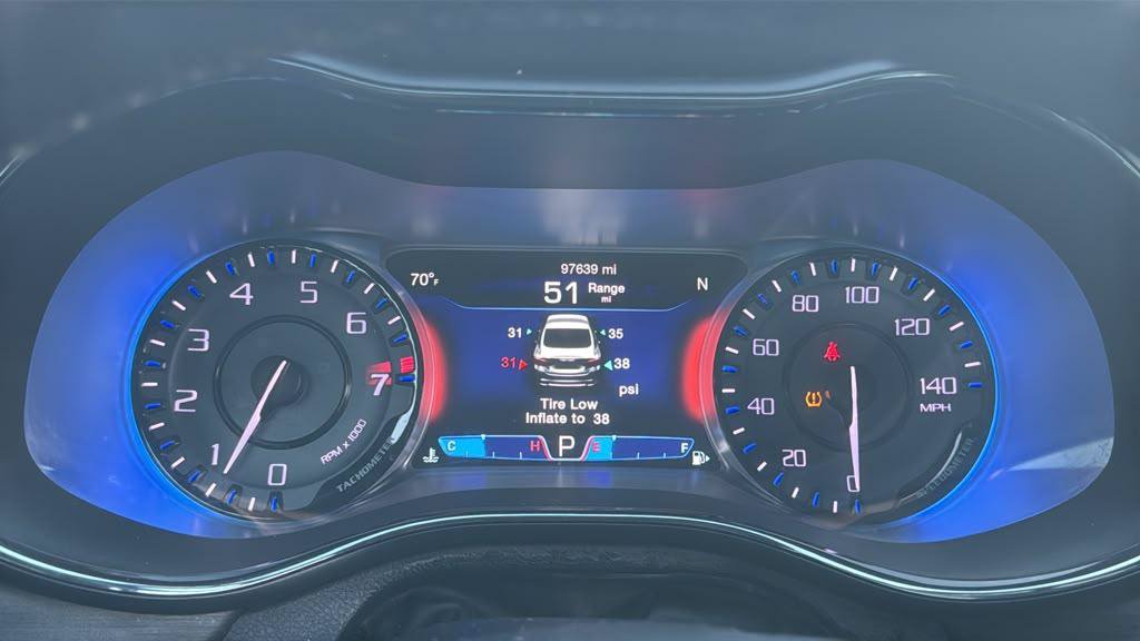 Used 2016 Chrysler 200 S w/ Comfort Group AWD/4WD image 10