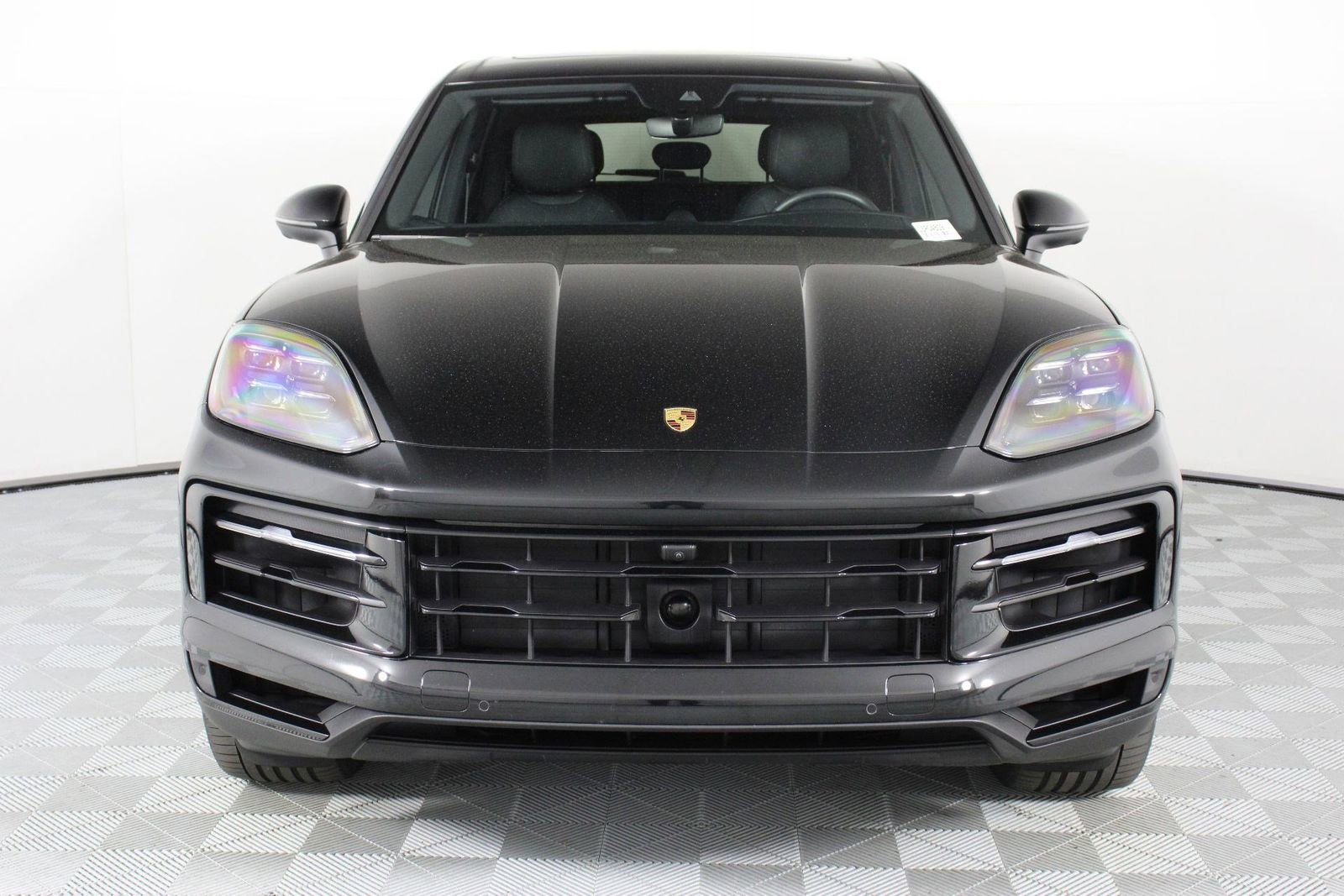 Certified 2025 Porsche Cayenne S AWD/4WD image 10