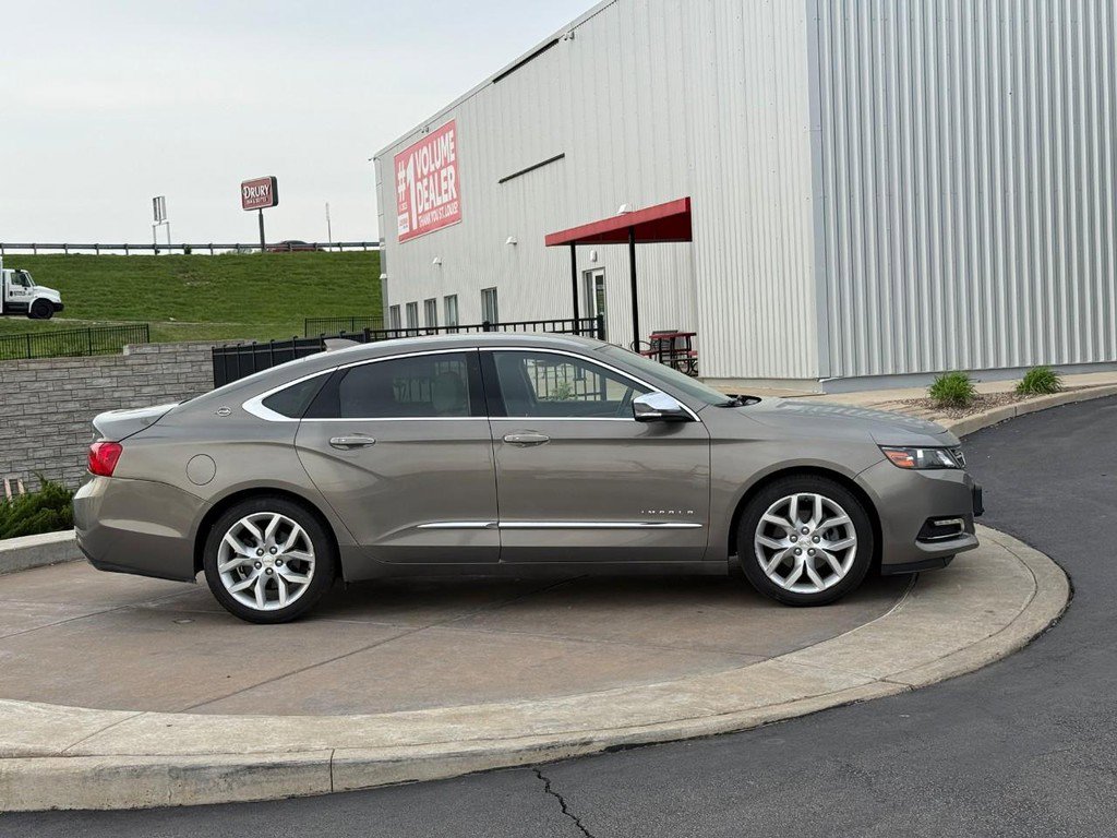 Used 2018 Chevrolet Impala Premier image 2