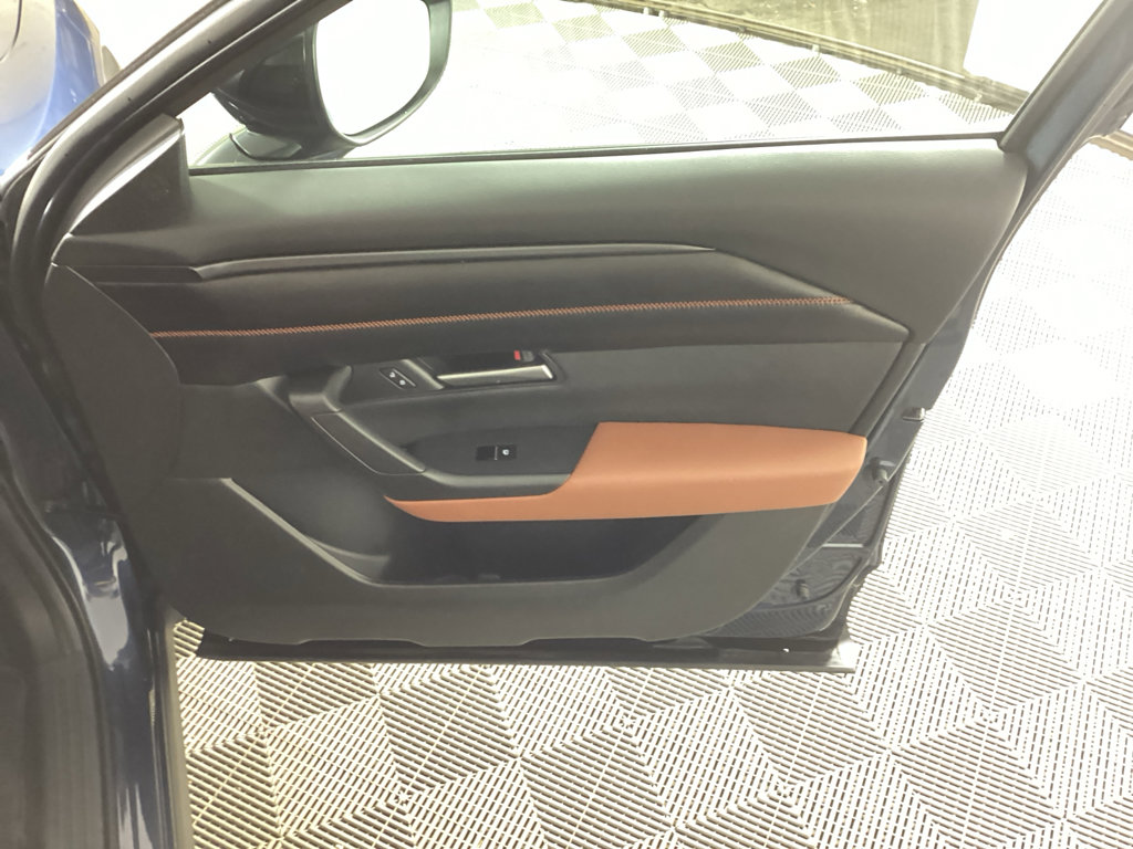 Used 2023 MAZDA CX-50 AWD 2.5 Turbo w/ Cargo Package image 10