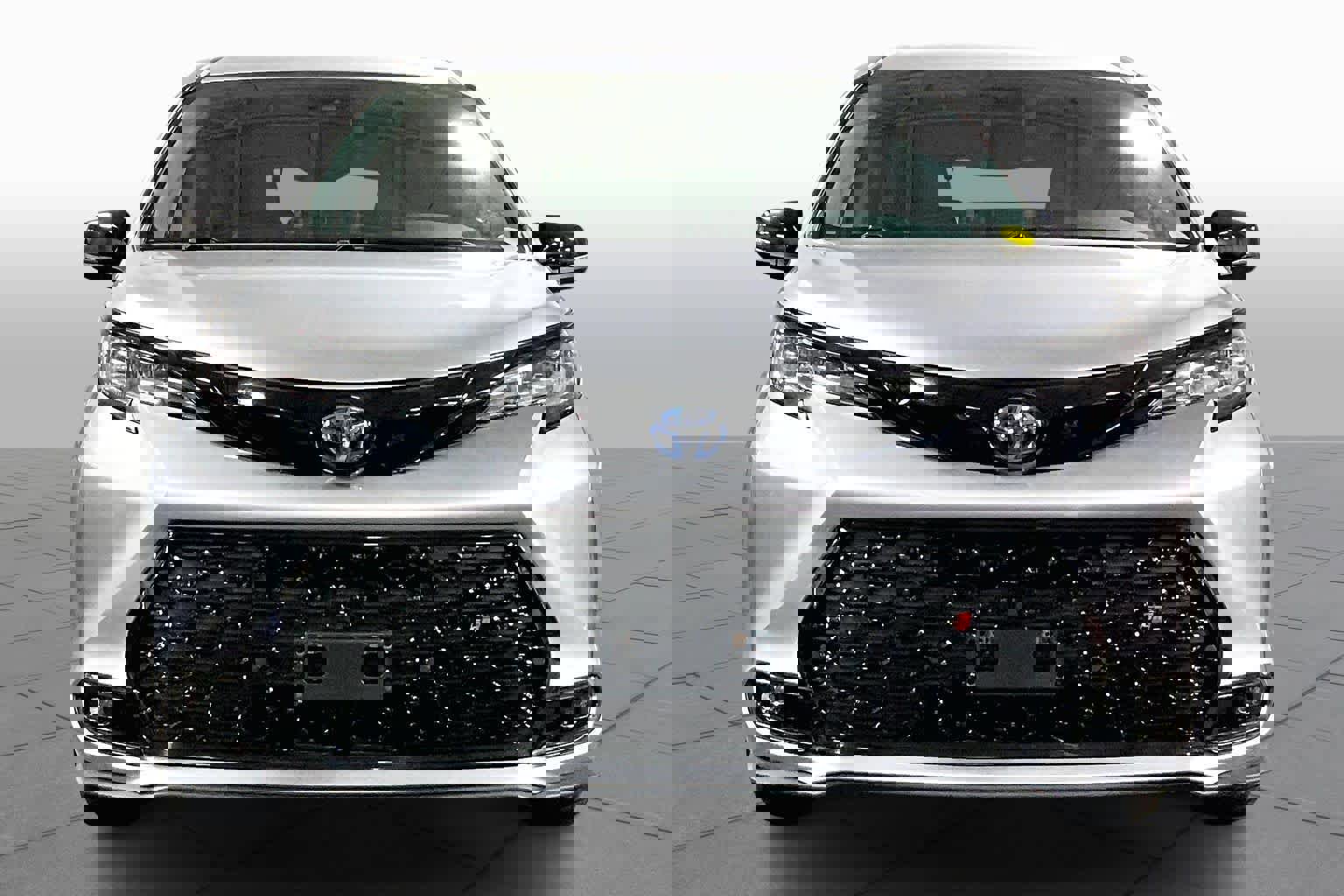 Certified 2022 Toyota Sienna LE image 3