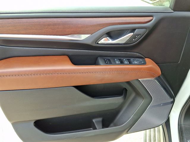 Used 2024 GMC Yukon Denali Ultimate image 11