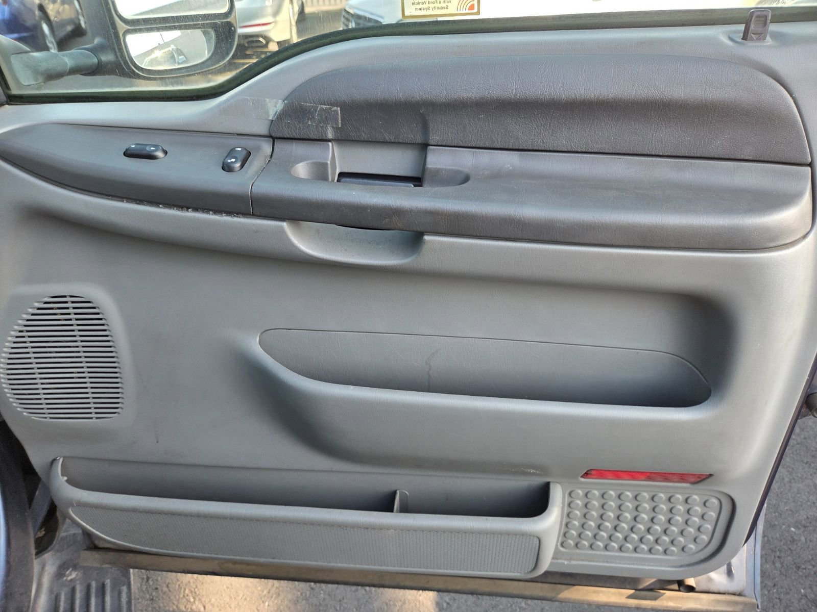 Used 2004 Ford F250 XL image 13