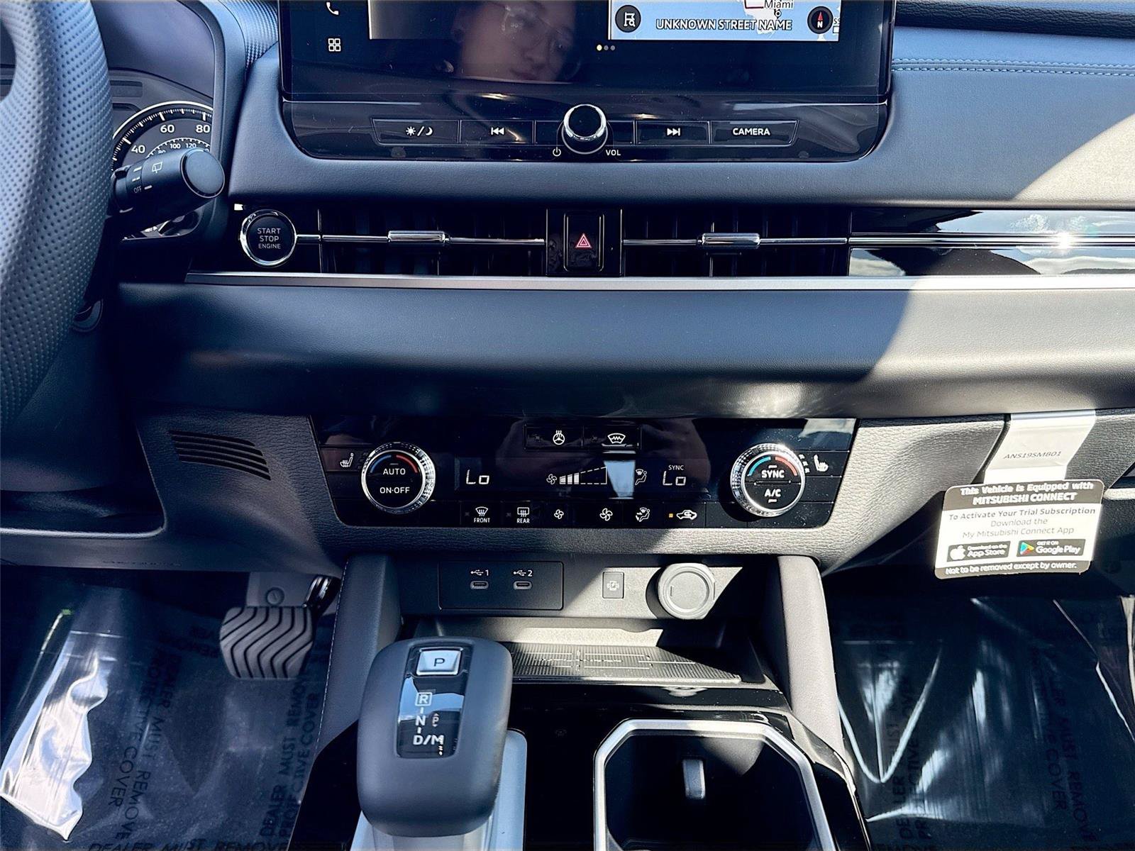 New 2026 Mitsubishi Outlander SE AWD/4WD image 14