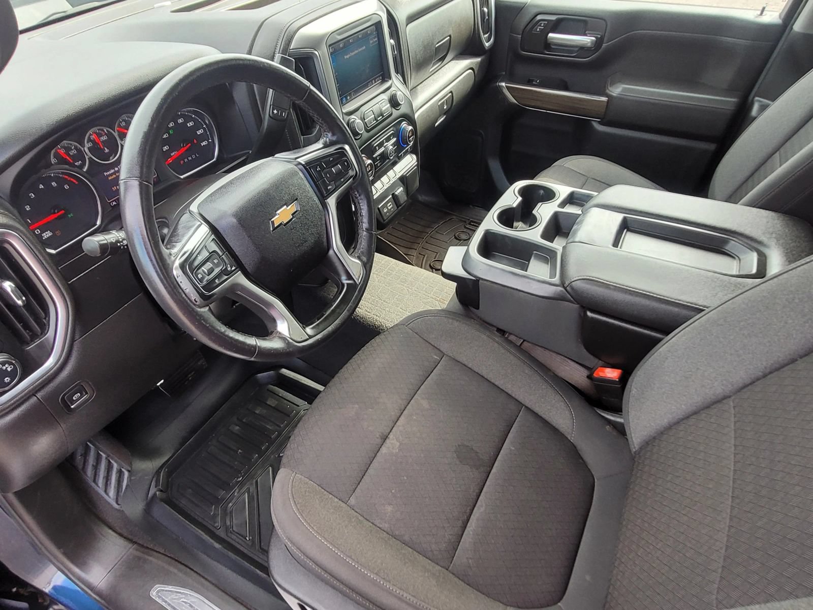 Used 2022 Chevrolet Silverado 2500 LT w/ Convenience Package AWD/4WD image 8
