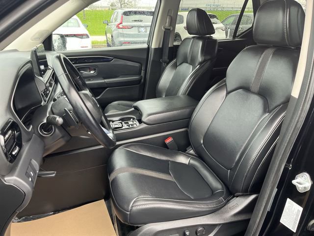 Used 2025 Honda Pilot Touring image 15