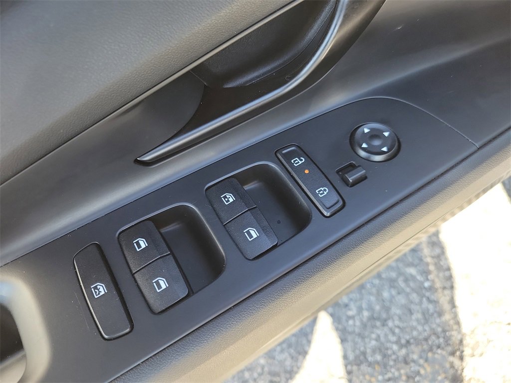 New 2025 Hyundai Elantra SEL image 15