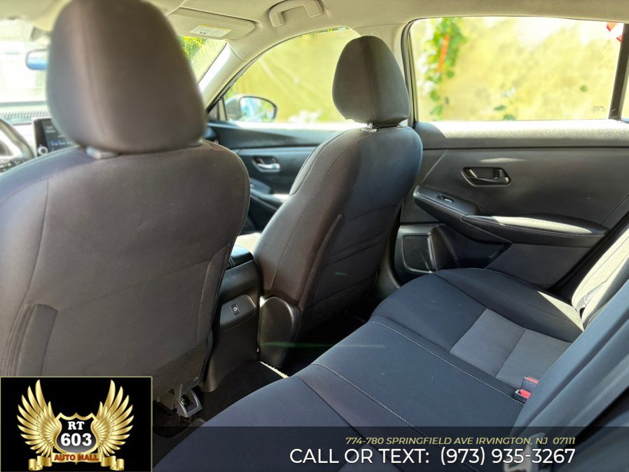 Used 2024 Nissan Sentra SV FWD image 8