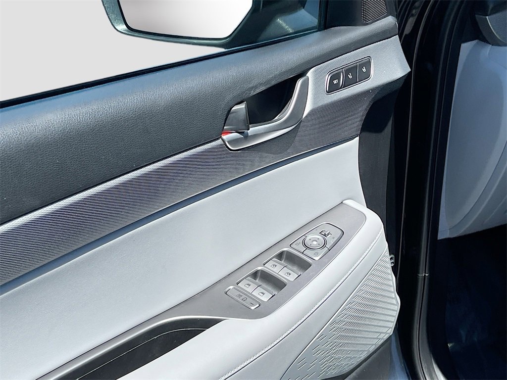 Used 2022 Hyundai Palisade SEL w/ Premium Package image 18