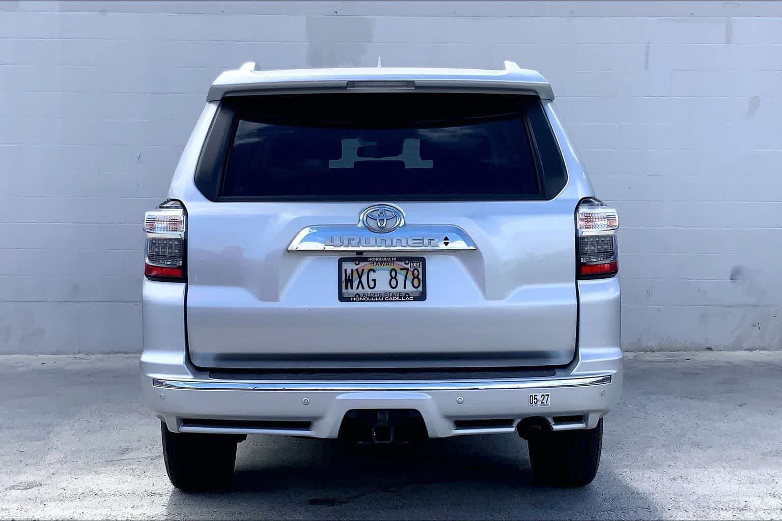 Used 2023 Toyota 4Runner Limited RWD image 5