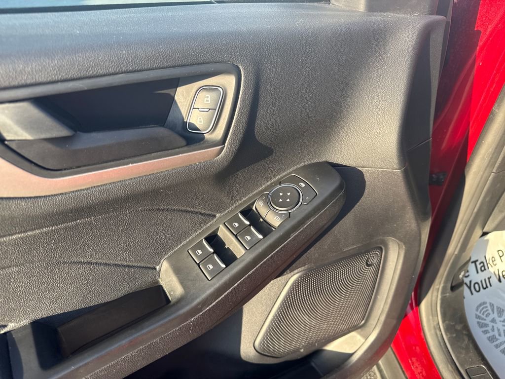 Used 2022 Ford Escape SE w/ Convenience Package image 21