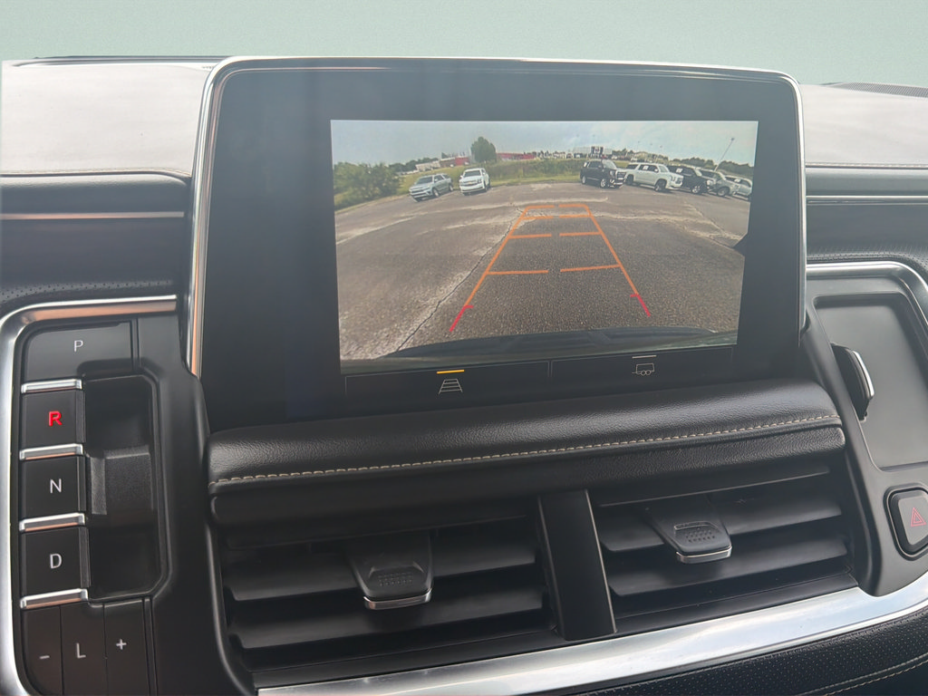 Used 2023 Chevrolet Suburban Premier RWD image 24