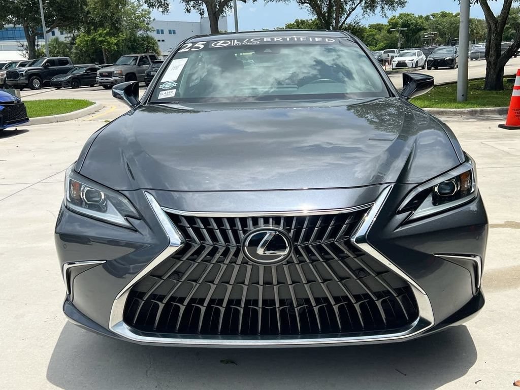 Certified 2025 Lexus ES 300h w/ Premium Package FWD image 2