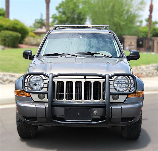 Used 2006 Jeep Liberty Sport AWD/4WD image 2