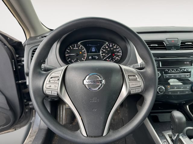 Used 2013 Nissan Altima 2.5 S FWD image 11