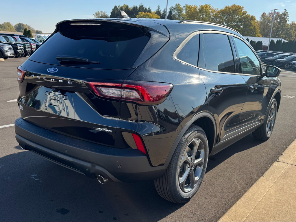 New 2026 Ford Escape ST-Line image 10